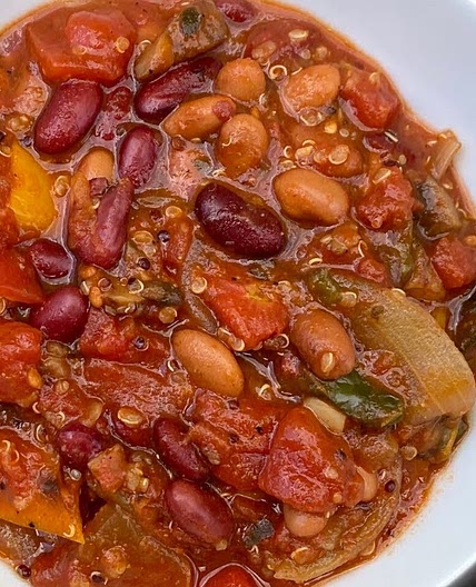 Vegan bean CHILI + quinoa.Healthy chili. How to make vegan chili. Spicy to taste! Full of nutrition!