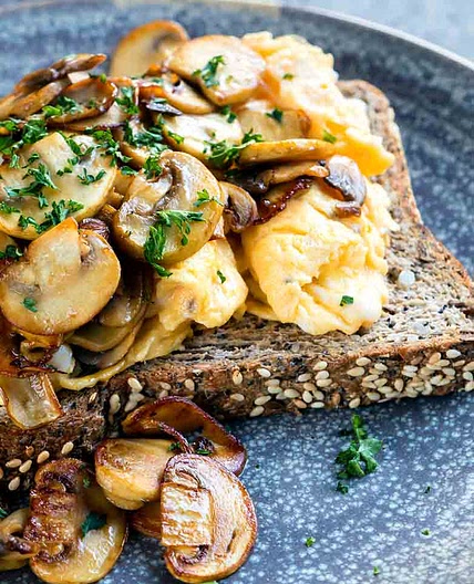 Scrambled eggs and mushrooms