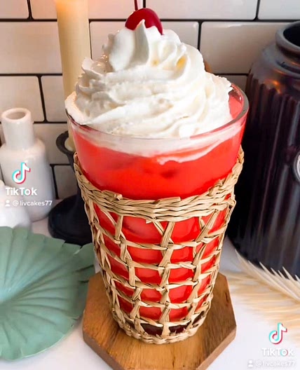 Moana’s Pina Colada Soda