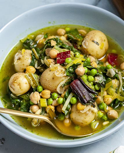 Slow cooker summer vegetable stew
