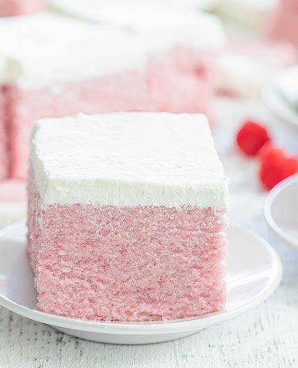 2 Ingredient No Bake Berry Cloud Cake