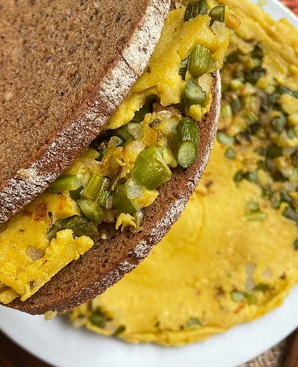 FRITTATA farina di ceci AGLI ASPARAGI 🍳🌱