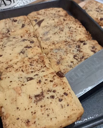 Chunky Chocolate Shortbread