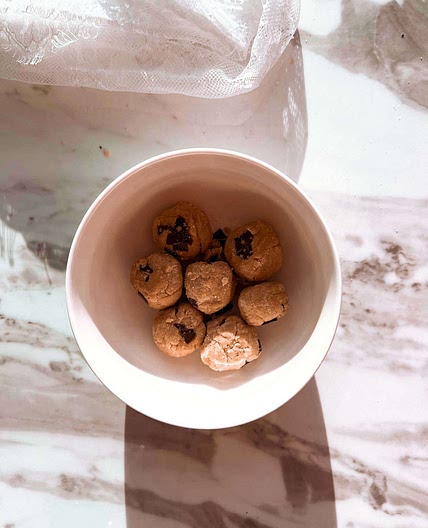 PROTEIN COOKIE DOUGH BALLS🍪