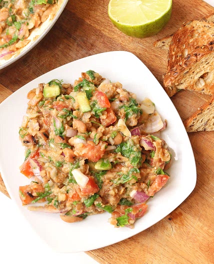 Fava bean stew ( foul mudmas) oil- free