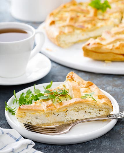 Low-Carb & High-Protein Chicken Pie