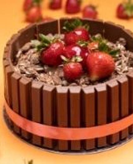 Kit Kat Pie and Smarties