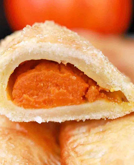 Air Fryer Pumpkin Pies [Video]