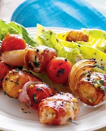 Recette de brochettes de poulet grillé à la César | Coup de Pouce