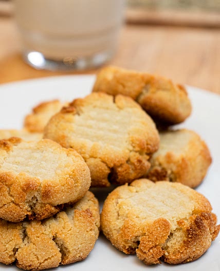 3 Ingredient Shortbread Cookies — Low Carb Love™