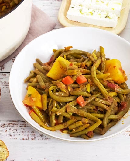 Green Beans with Tomato Sauce