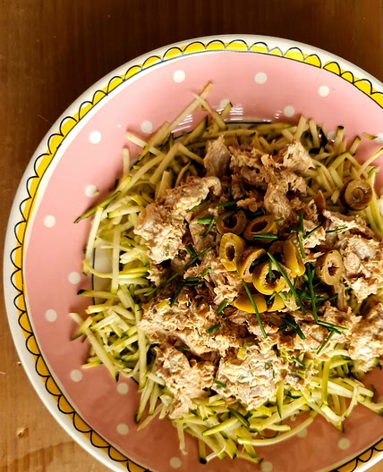 Tuna with Zucchini Pasta