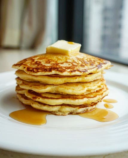 Fluffy and light pancakes