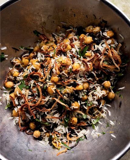 Basmati & wild rice with chickpeas, currants & herbs