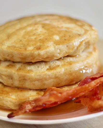Japanese-Style Fluffy Pancakes