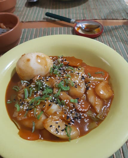 Tteokbokki con verduritas