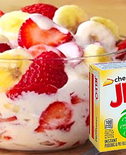 Strawberry Banana Cheesecake Salad Recipe