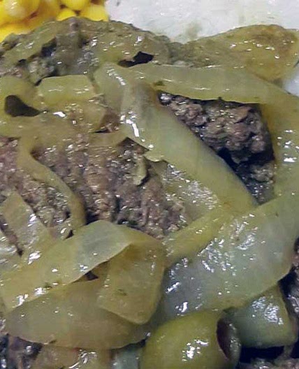 Bisté encebollado Puerto Riqueño