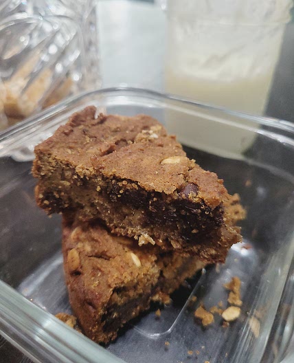 Chickpea Chocolate Chip Cookie Bar