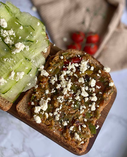 Greek salad sandwich 