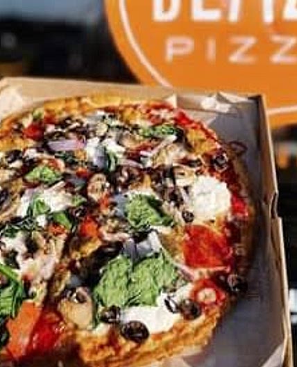 Pita bread pizza