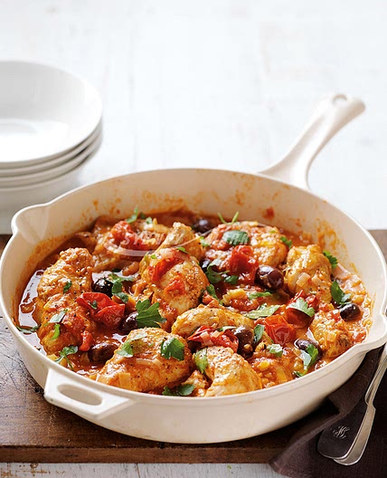 Leek, tomato & chicken casserole