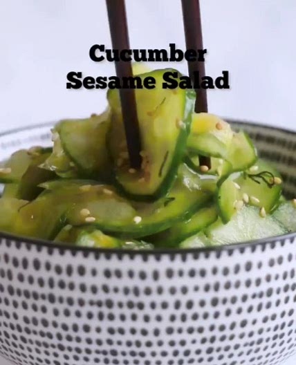 Follow new account 😘 Follow more for daily recipes 😘 Looking for a quick + delicious snack? This CUCUMBER SESAME SALAD 🥒 by may be the answer to your dreams 🥢✨ 1 large cucumber, thinly sliced 1/4 tsp salt 3 Tbsp (45ml) rice vinegar 1 Tbsp (15ml) sesame