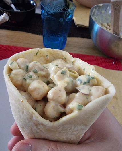 CHICKPEA CURRY SALAD