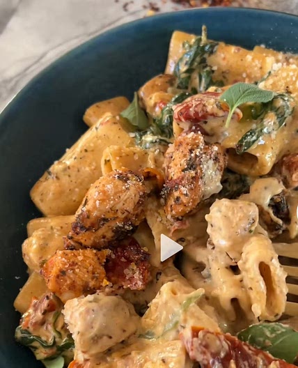 One Pot Tuscan Pasta