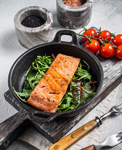 Salmon fillet, baked 