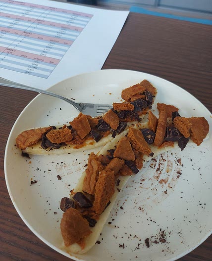 305kcal - Bananensplit - 7P 39C 12F