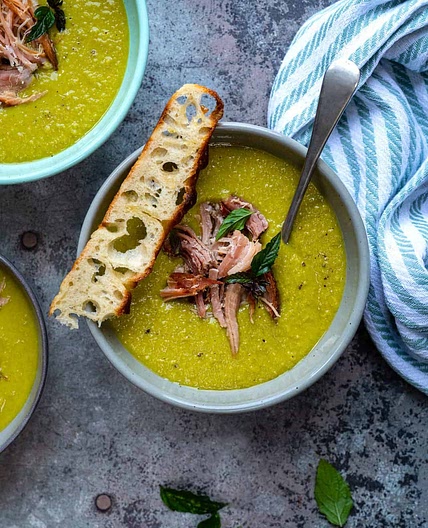 Slow Cooker Pea and Ham Soup