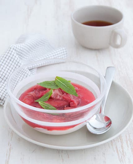 Poached Rhubarb with Ginger & Yoghurt