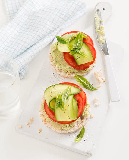 Ricotta & Edamame Bean Spread with Corn Thins