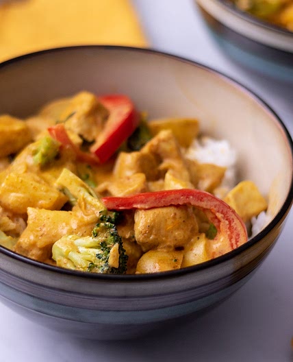 r/recipes - Thai yellow curry with chicken