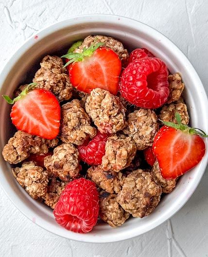 Easy Banana Granola