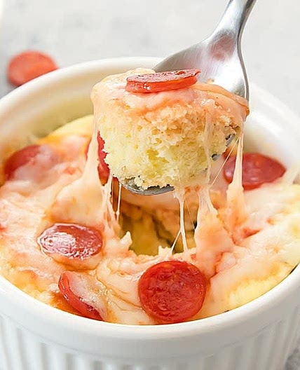 Microwave Pizza Bread (Low Carb, Keto)