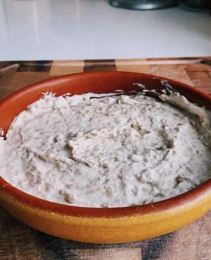 Easy Sour Cream & Onion Dip 