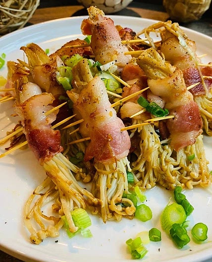 Enoki Mushroom Wrapped With Bacon