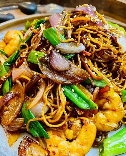 Cantonese Chow Mein with Shrimp  | 广式炒面