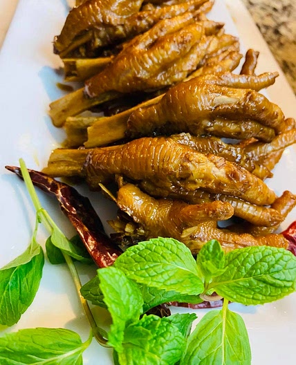 Marinated Chicken Feet | 卤鸡爪