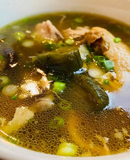 Chicken with Mushroom and Fermented Cucumber | 黑瓜鸡汤
