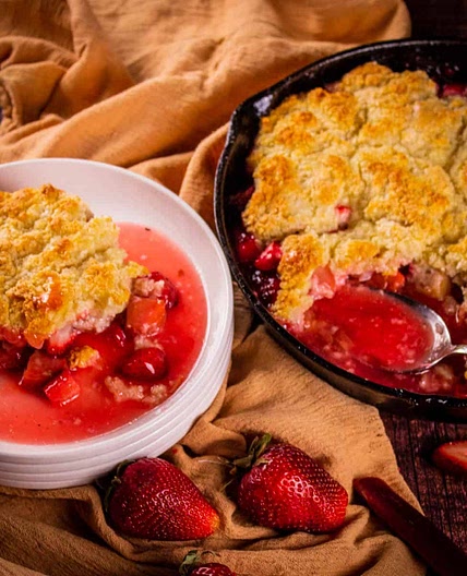 Strawberry Rhubarb Cobbler