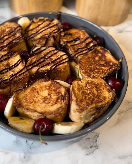 “French toast” buns