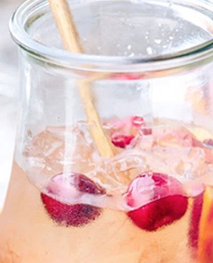 Sweet tea sangria