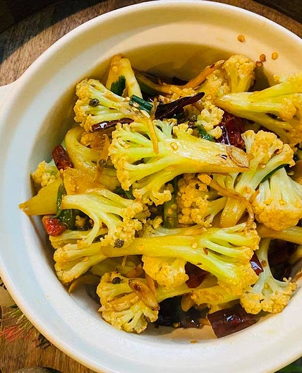 Szechuan Cauliflower Dry Pot | 干锅花菜