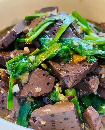 Pork Blood Stew in Pickled Chili Sauce  | 泡椒猪血