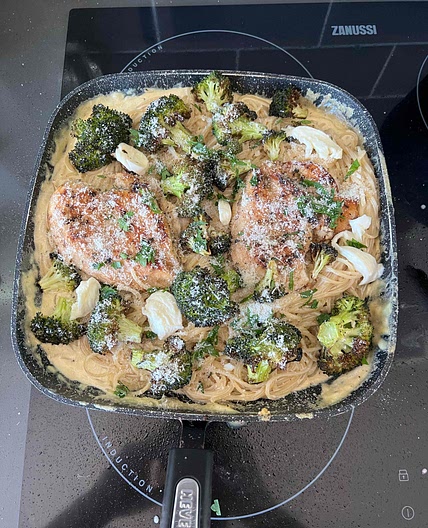 Creamy Chicken & Broccoli Pasta