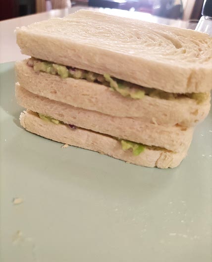 Panino guacamole e maionese