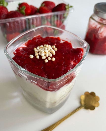 Cheese cake overnight oats 